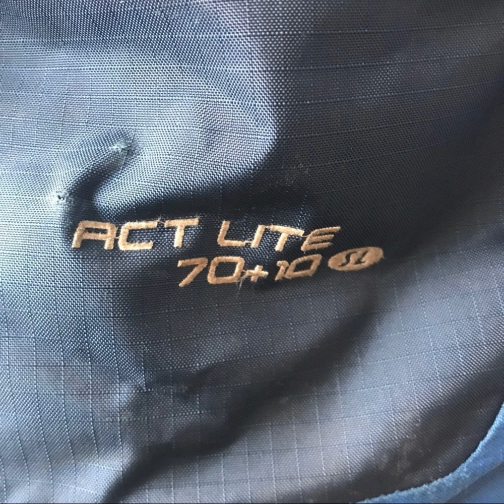Deuter Backpack 70+10L - Picture 2 of 12